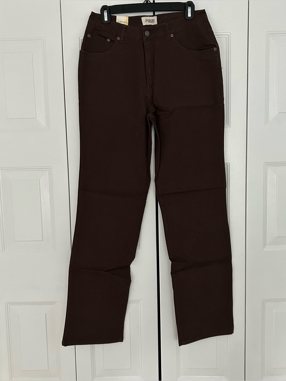 NWT St John’s Bay Chocolate Brown, Straight Leg, Stretch, 5 Pocket Jeans 10 Tall